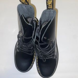 Dr Martens boots women’s size #7 no box